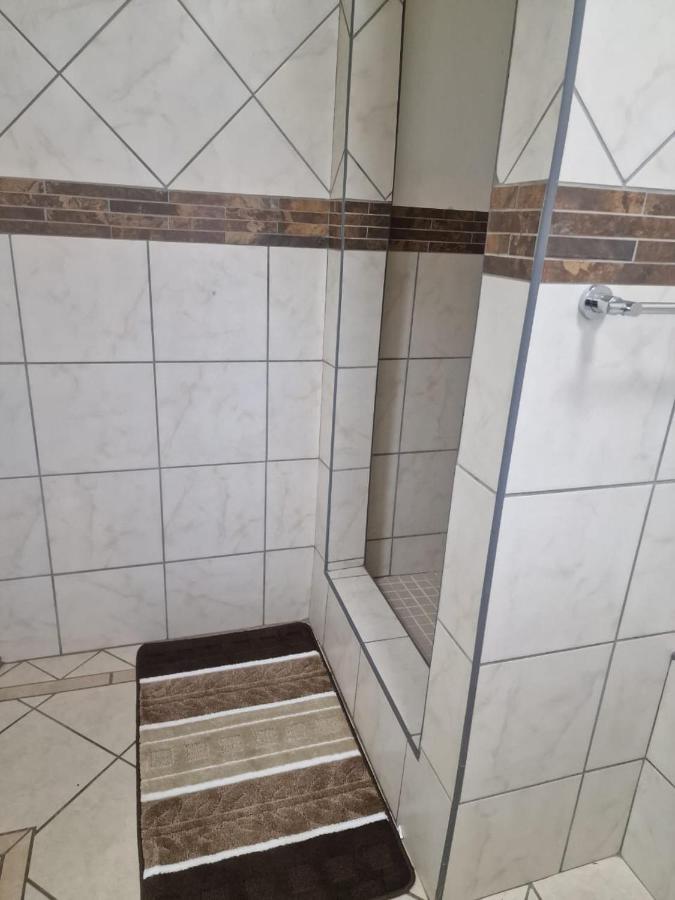Pinto City Motel Kempton Park Ngoại thất bức ảnh