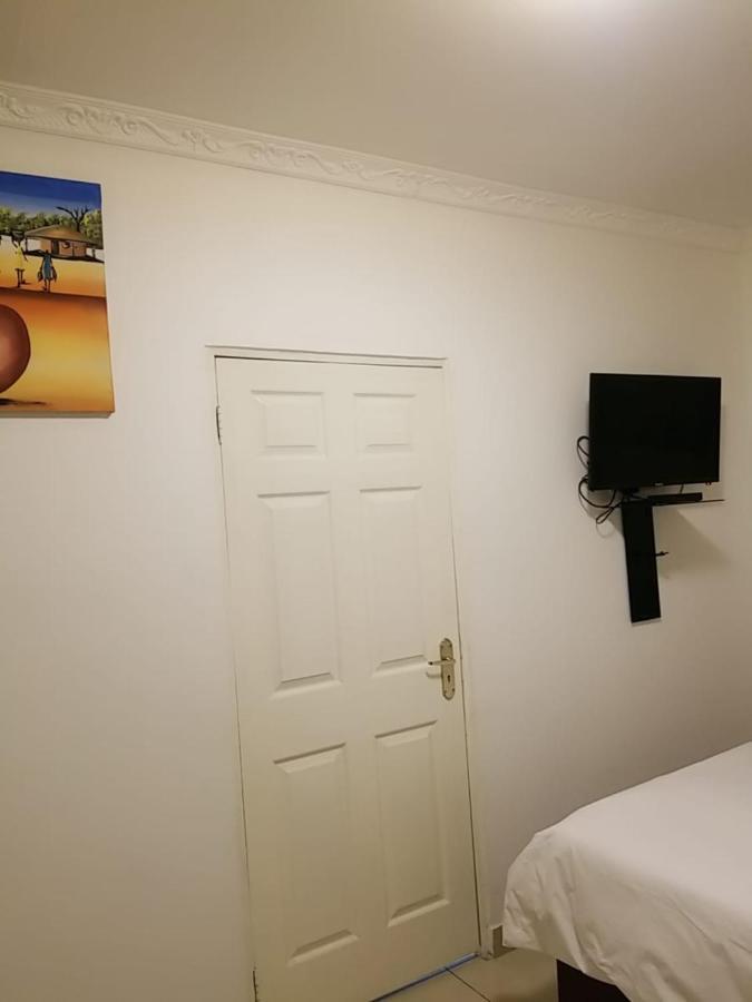 Pinto City Motel Kempton Park Ngoại thất bức ảnh